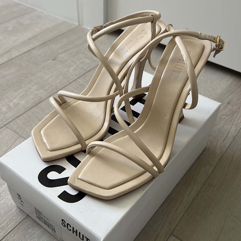 SCHUTZ leather sandals LIKE NEW
